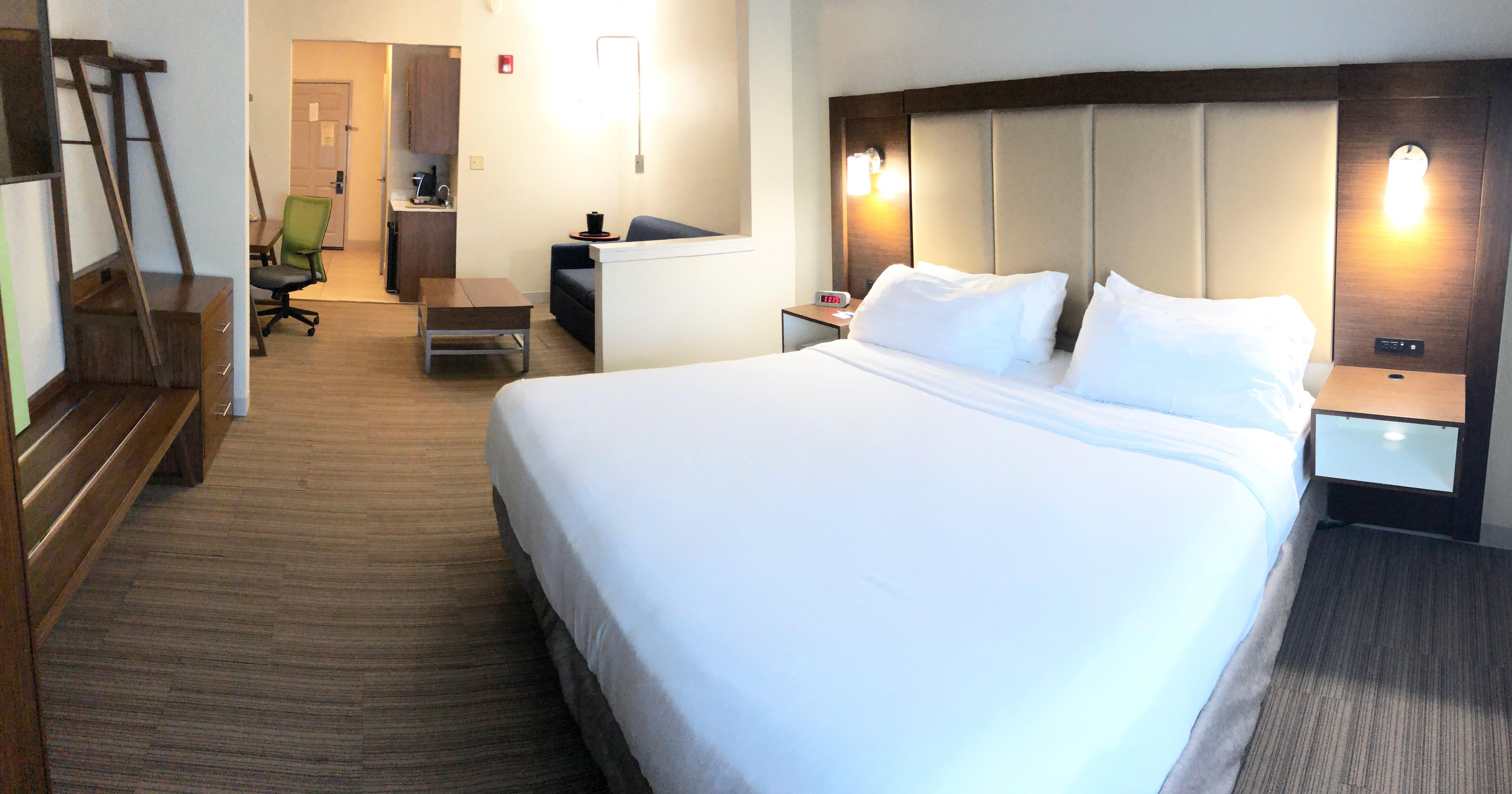 Holiday Inn Express Hotel & Suites Greenville By Ihg Dış mekan fotoğraf