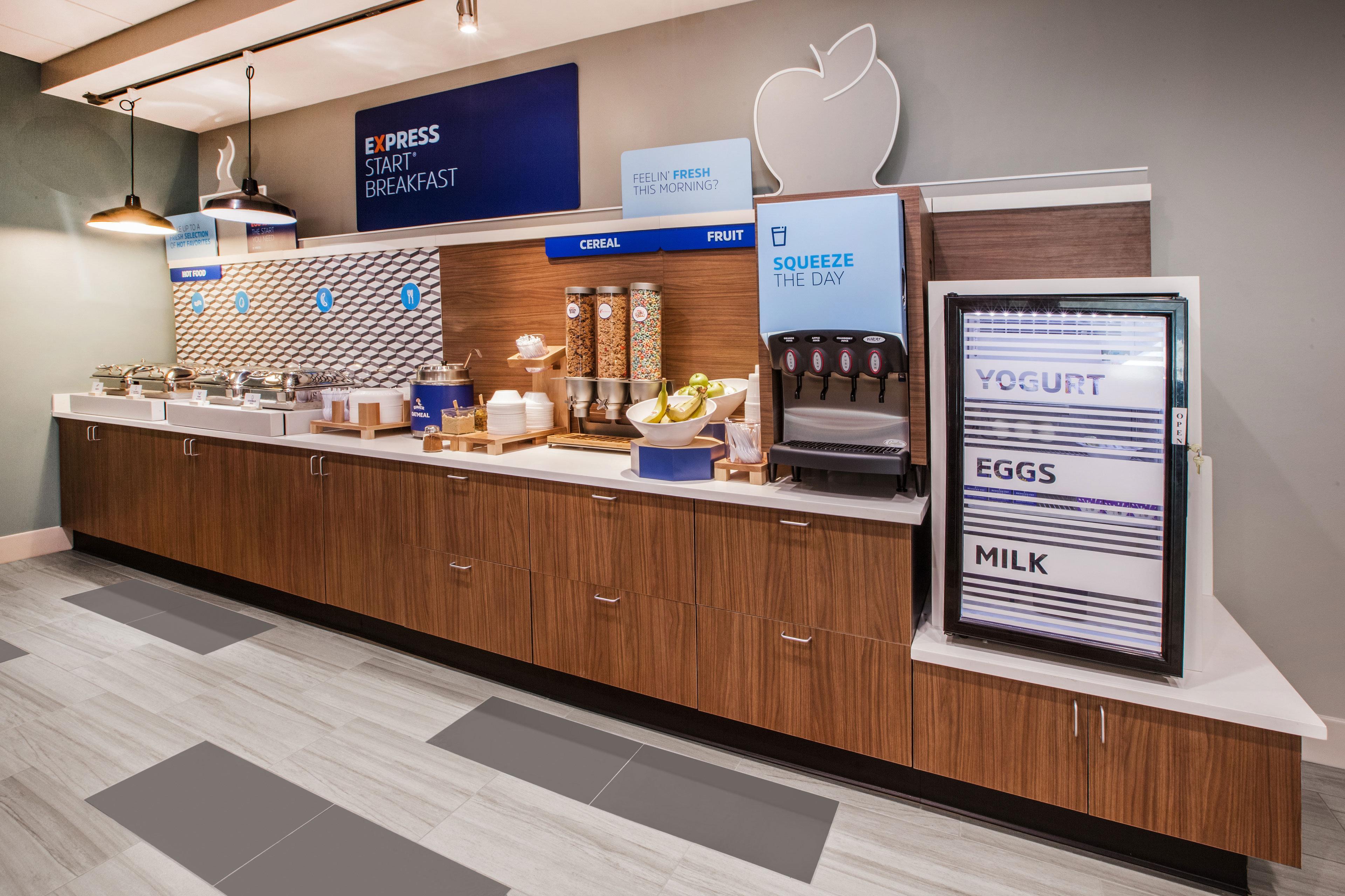 Holiday Inn Express Hotel & Suites Greenville By Ihg Dış mekan fotoğraf