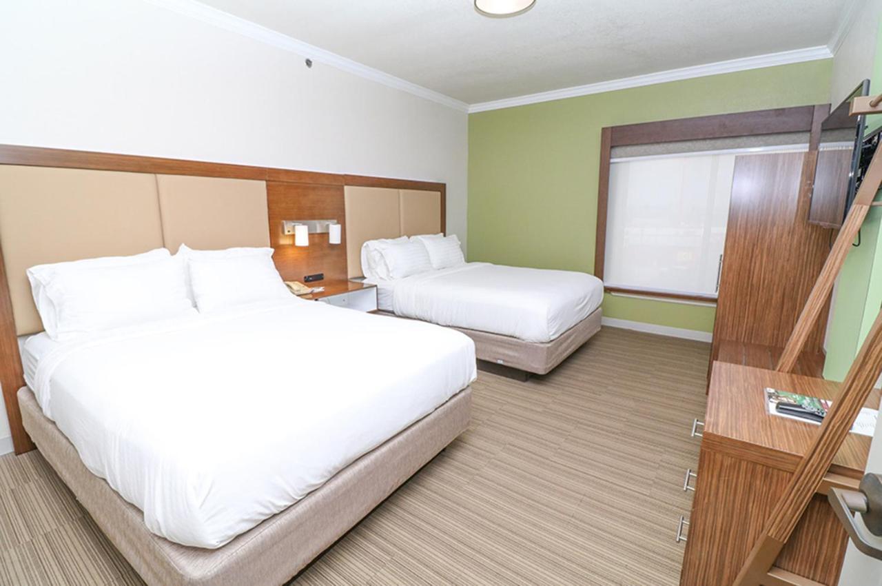 Holiday Inn Express Hotel & Suites Greenville By Ihg Dış mekan fotoğraf