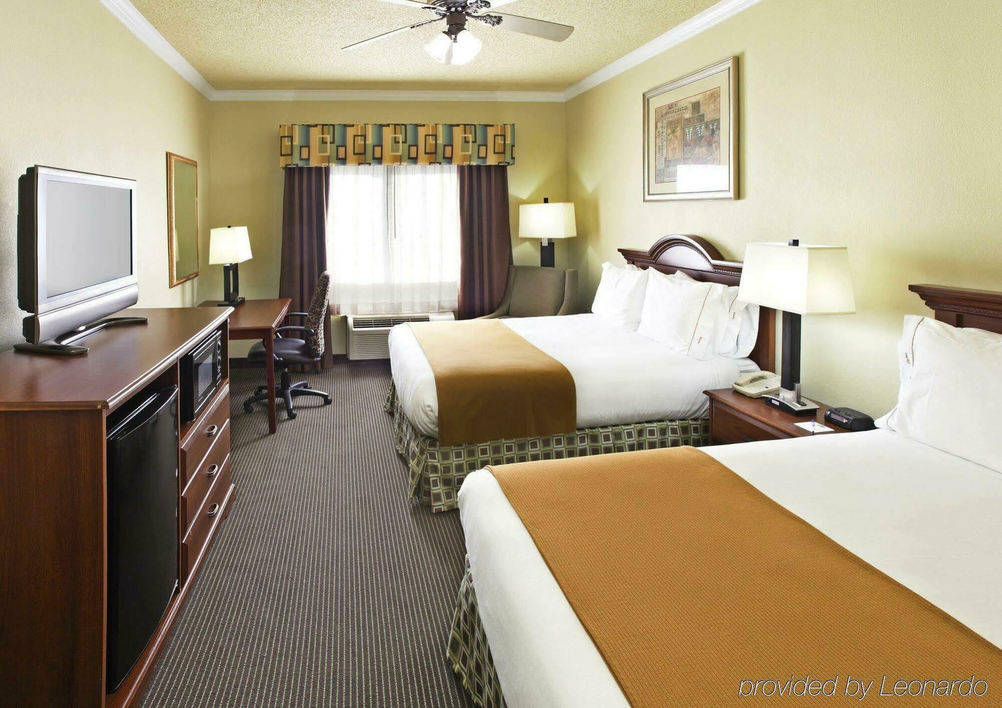 Holiday Inn Express Hotel & Suites Greenville By Ihg Dış mekan fotoğraf